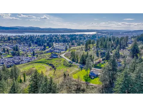 3913 SE Woodburn Road Washougal WA 98671