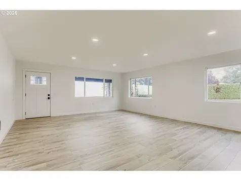 3913 SE Woodburn Road Washougal WA 98671