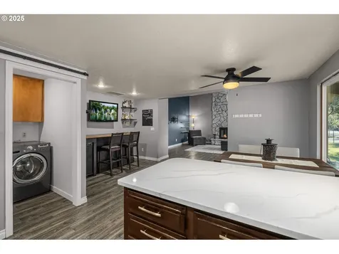 1624 NE 12th Avenue Hillsboro OR 97124