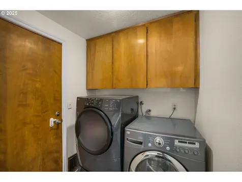 1624 NE 12th Avenue Hillsboro OR 97124