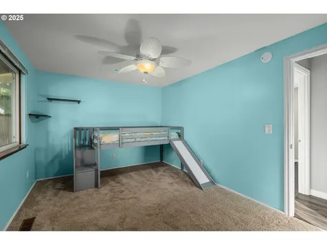 1624 NE 12th Avenue Hillsboro OR 97124