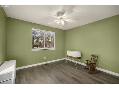1624 NE 12th Avenue Hillsboro OR 97124