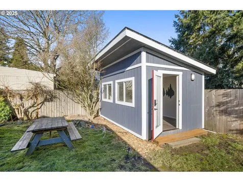 1624 NE 12th Avenue Hillsboro OR 97124