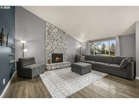 1624 NE 12th Avenue Hillsboro OR 97124