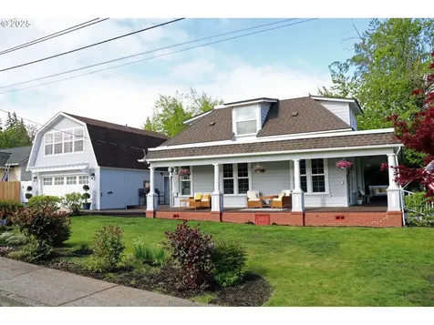 1011 May Street Hood River OR 97031