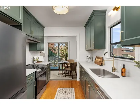 1845 SE 58th Avenue Portland OR 97215