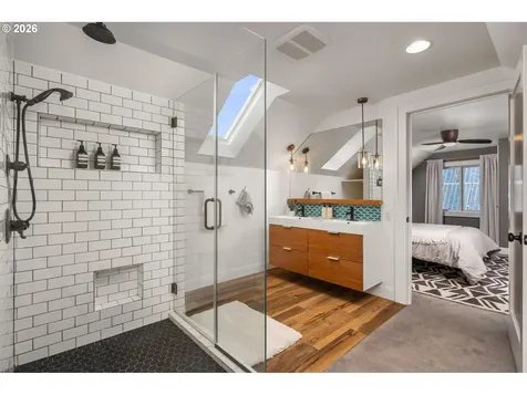 1845 SE 58th Avenue Portland OR 97215