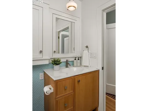 1845 SE 58th Avenue Portland OR 97215