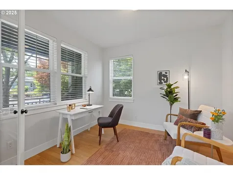 2537 N Winchell Street Portland OR 97217