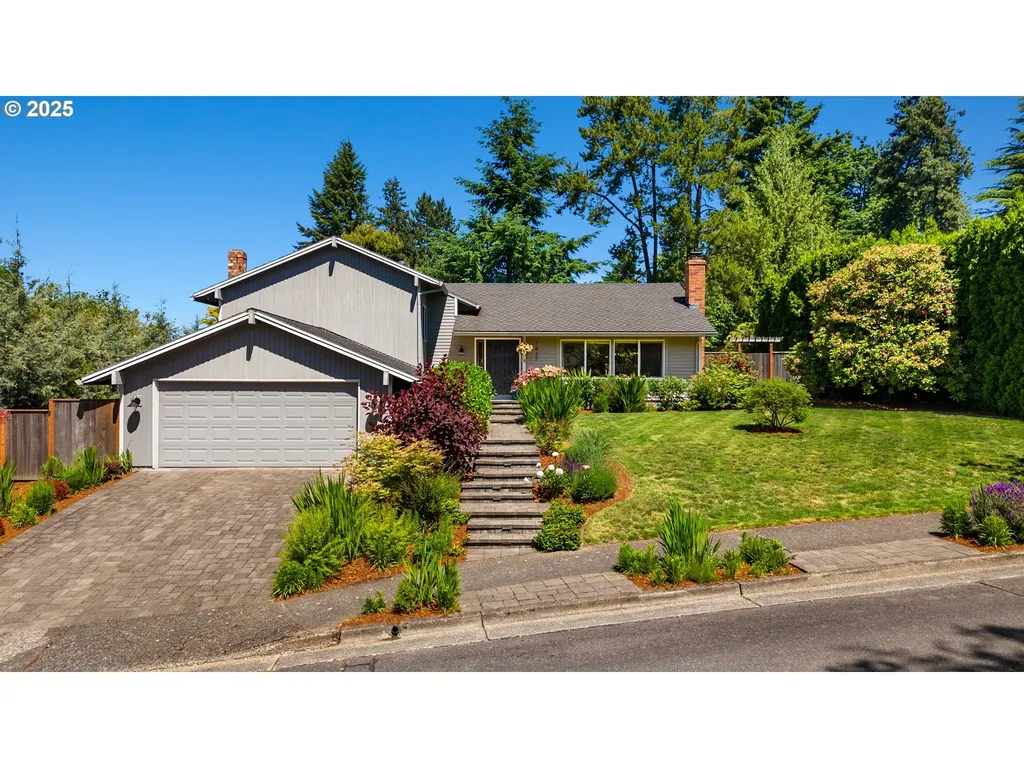 1437 Greentree Circle Lake Oswego OR 97034