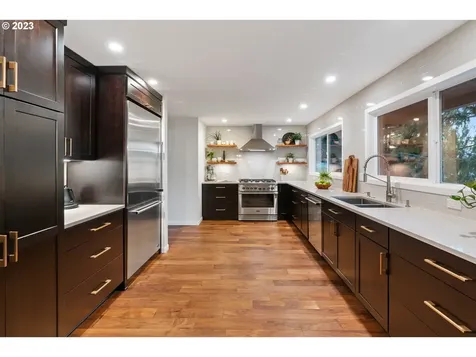 1437 Greentree Circle Lake Oswego OR 97034