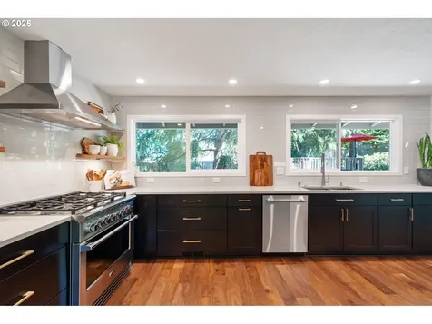 1437 Greentree Circle Lake Oswego OR 97034
