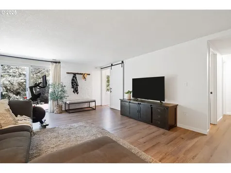 1437 Greentree Circle Lake Oswego OR 97034