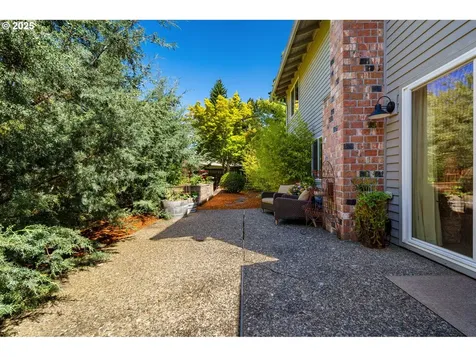 1437 Greentree Circle Lake Oswego OR 97034