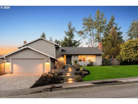 1437 Greentree Circle Lake Oswego OR 97034