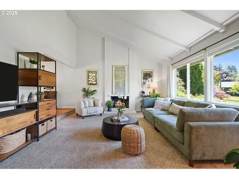 1437 Greentree Circle Lake Oswego OR 97034