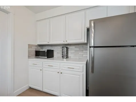 106 Monterey Drive Kelso WA 98626