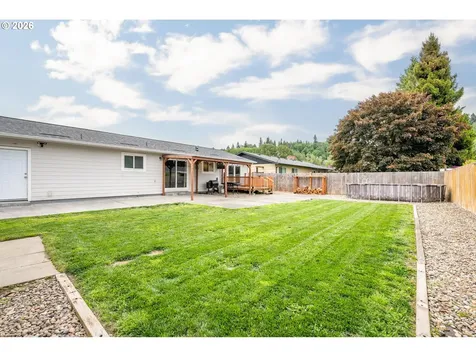 106 Monterey Drive Kelso WA 98626