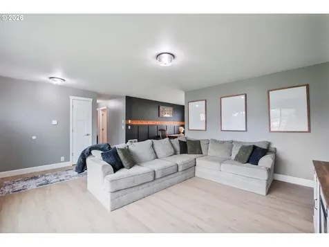 106 Monterey Drive Kelso WA 98626