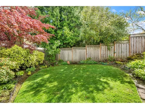 7748 SW Burlingame Avenue Portland OR 97219