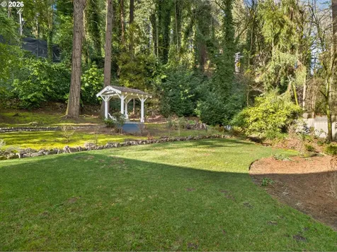 49 Briarwood Road Lake Oswego OR 97034