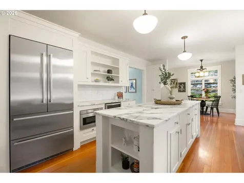 49 Briarwood Road Lake Oswego OR 97034