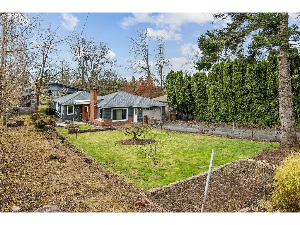 6816 SW Walnut Terrace Portland OR 97223