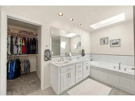 16757 SW Jordan Way Portland OR 97224