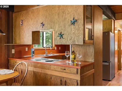 55482 Delta Road Blue River OR 97413