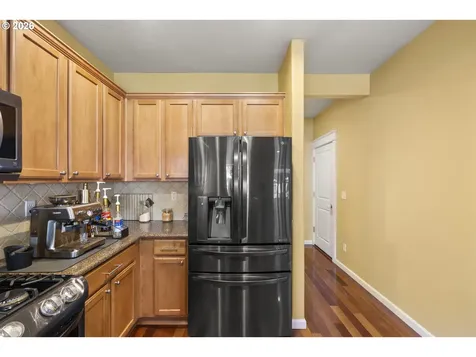 328 N Oak Leaf Street Newberg OR 97132