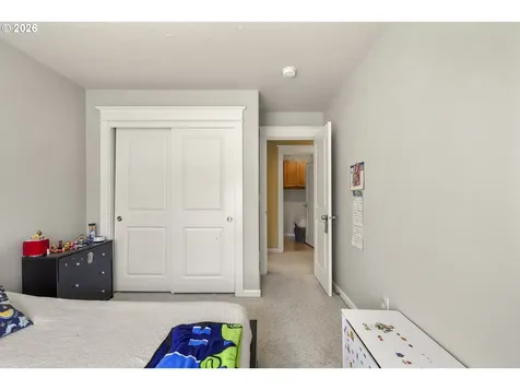 328 N Oak Leaf Street Newberg OR 97132