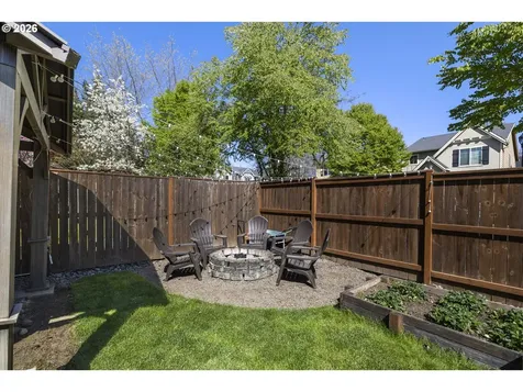 328 N Oak Leaf Street Newberg OR 97132