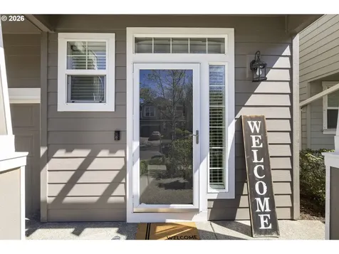 328 N Oak Leaf Street Newberg OR 97132