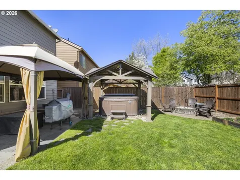 328 N Oak Leaf Street Newberg OR 97132