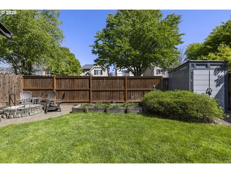 328 N Oak Leaf Street Newberg OR 97132