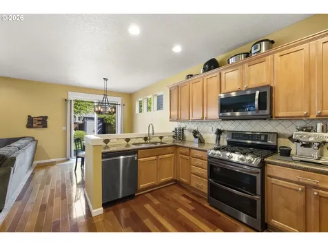 328 N Oak Leaf Street Newberg OR 97132