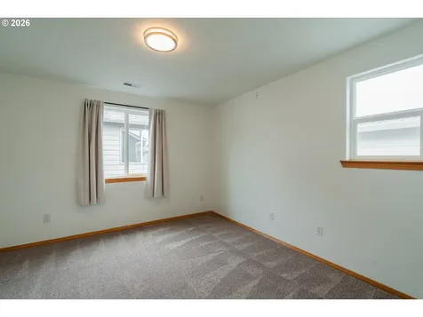 7870 SE Springwater Drive Portland OR 97206