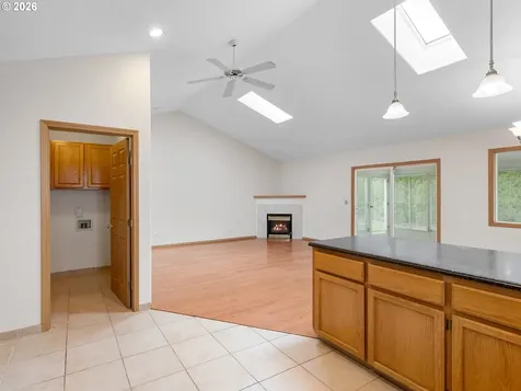 237 NE Wilcox Street Hillsboro OR 97124