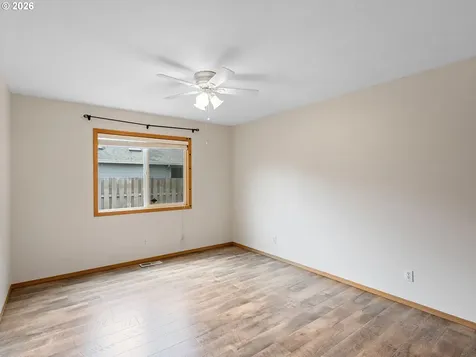 237 NE Wilcox Street Hillsboro OR 97124