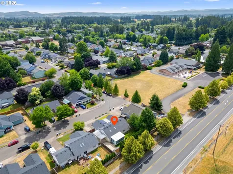 237 NE Wilcox Street Hillsboro OR 97124