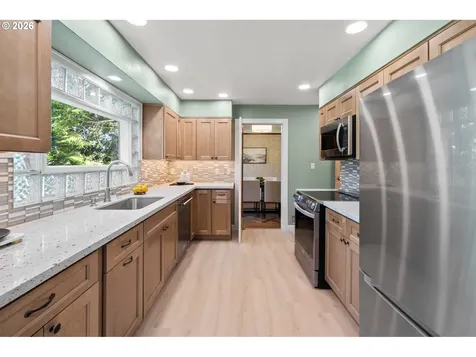 4575 SW Dogwood Lane Portland OR 97225