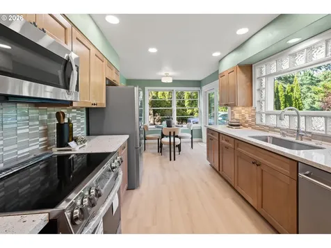 4575 SW Dogwood Lane Portland OR 97225