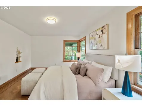 4575 SW Dogwood Lane Portland OR 97225