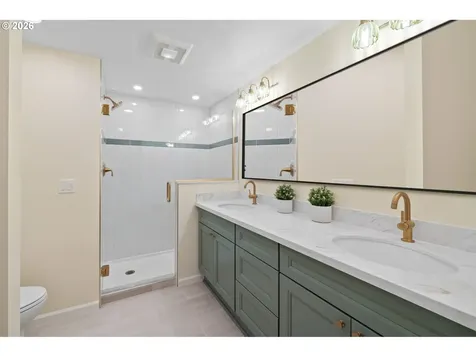4575 SW Dogwood Lane Portland OR 97225