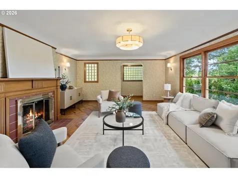 4575 SW Dogwood Lane Portland OR 97225