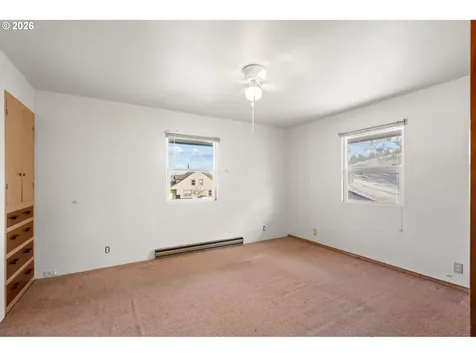 615 E Cowins Street Heppner OR 97836