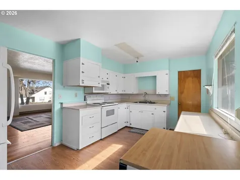 615 E Cowins Street Heppner OR 97836