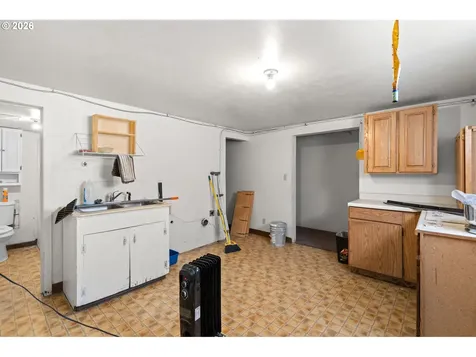 615 E Cowins Street Heppner OR 97836