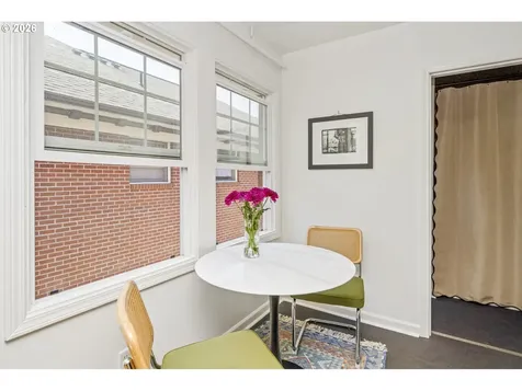 701 NE 28th Avenue Portland OR 97232