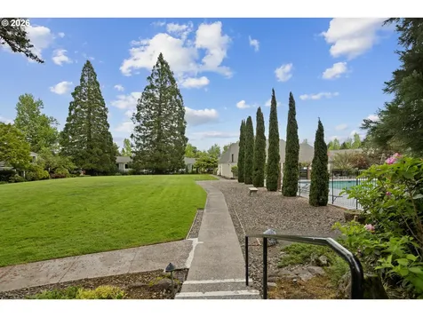 1397 Bonniebrae Drive Lake Oswego OR 97034